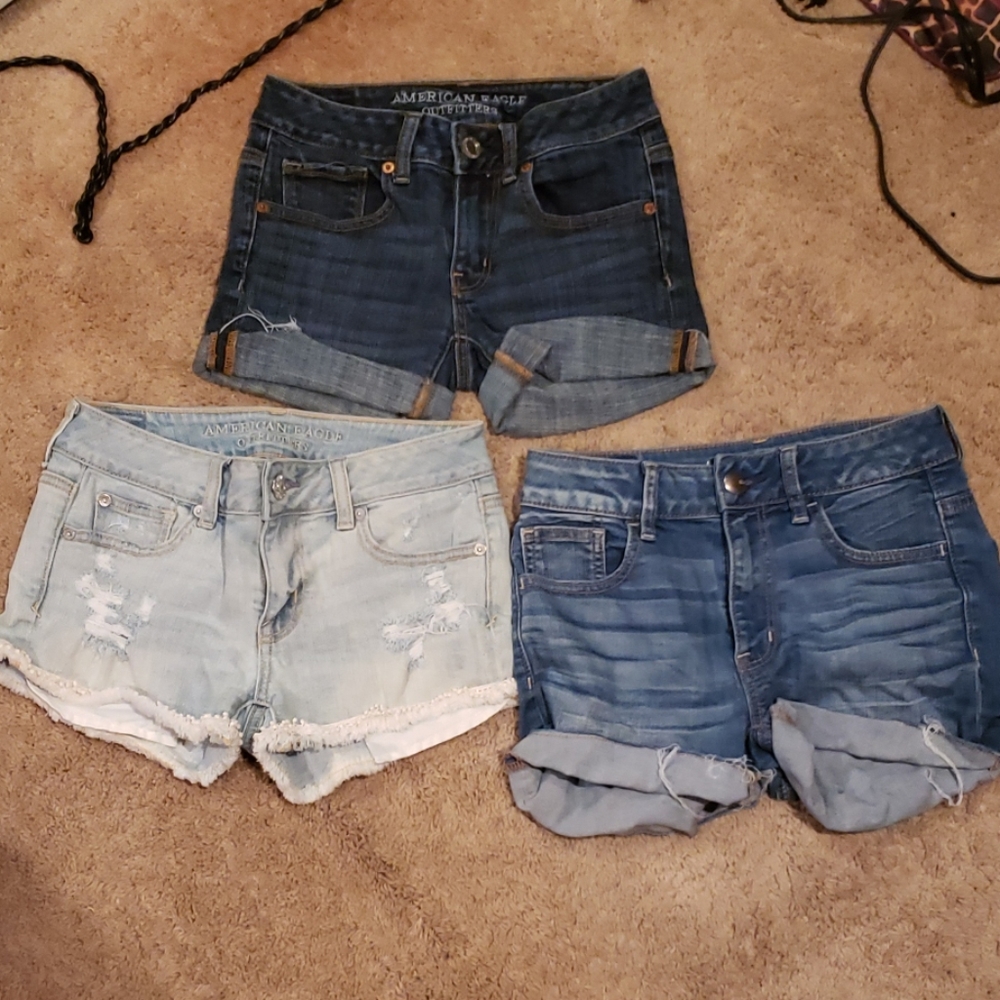 3 pairs of American Eagle shorts